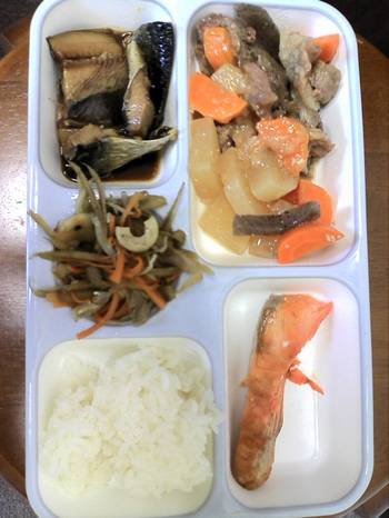 お昼ご飯 お昼ご飯